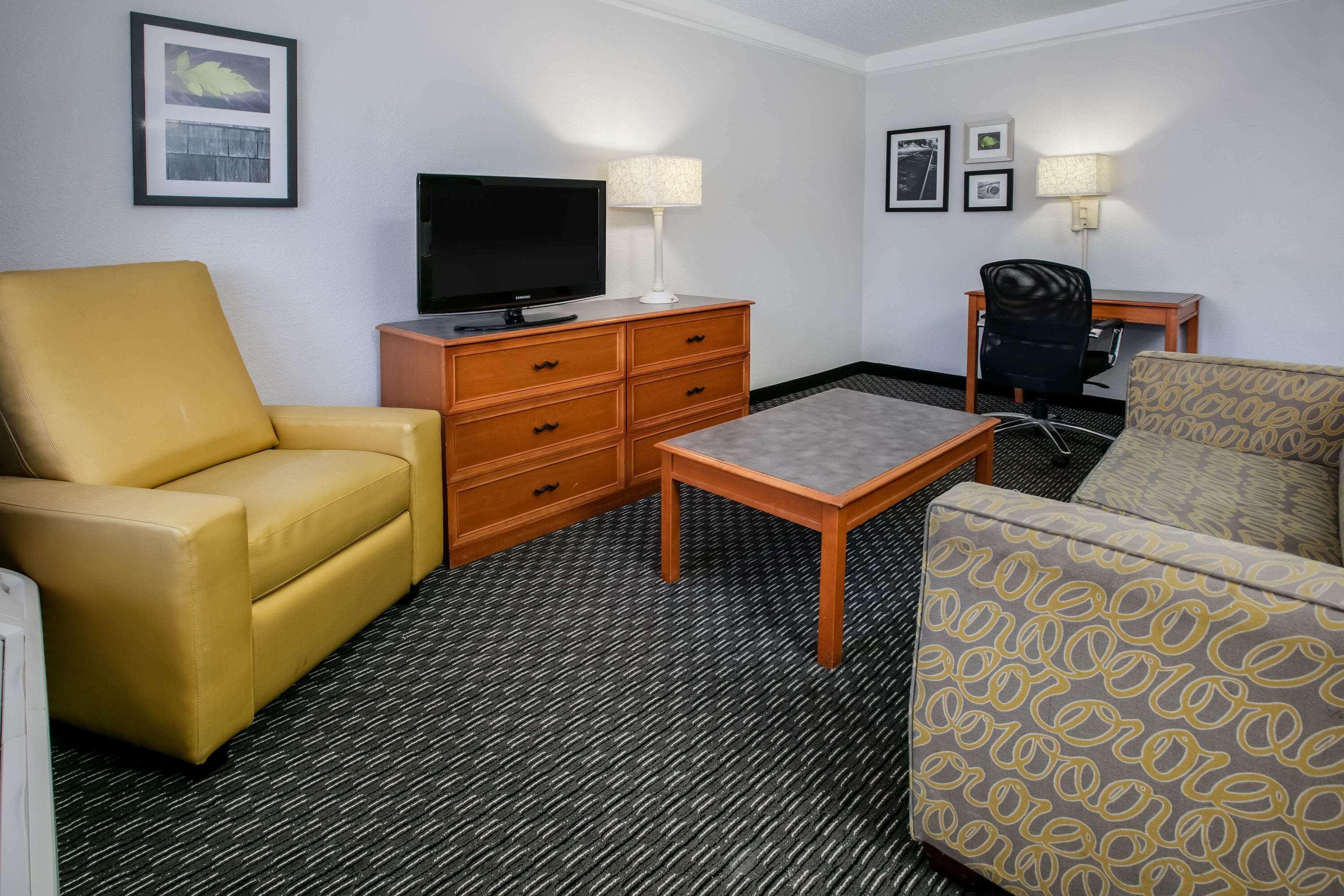 La Quinta Inn By Wyndham Dallas Uptown Εξωτερικό φωτογραφία