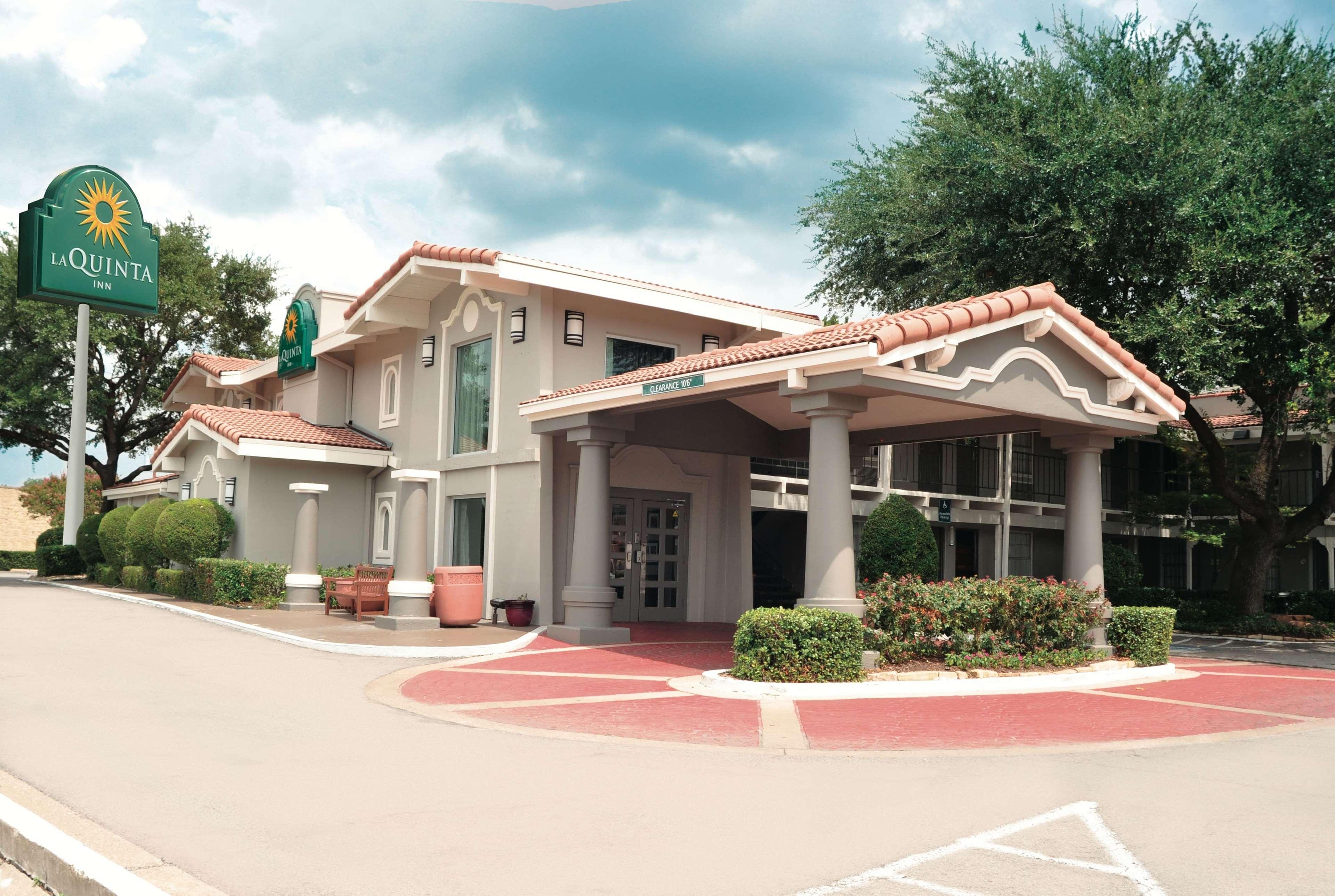 La Quinta Inn By Wyndham Dallas Uptown Εξωτερικό φωτογραφία