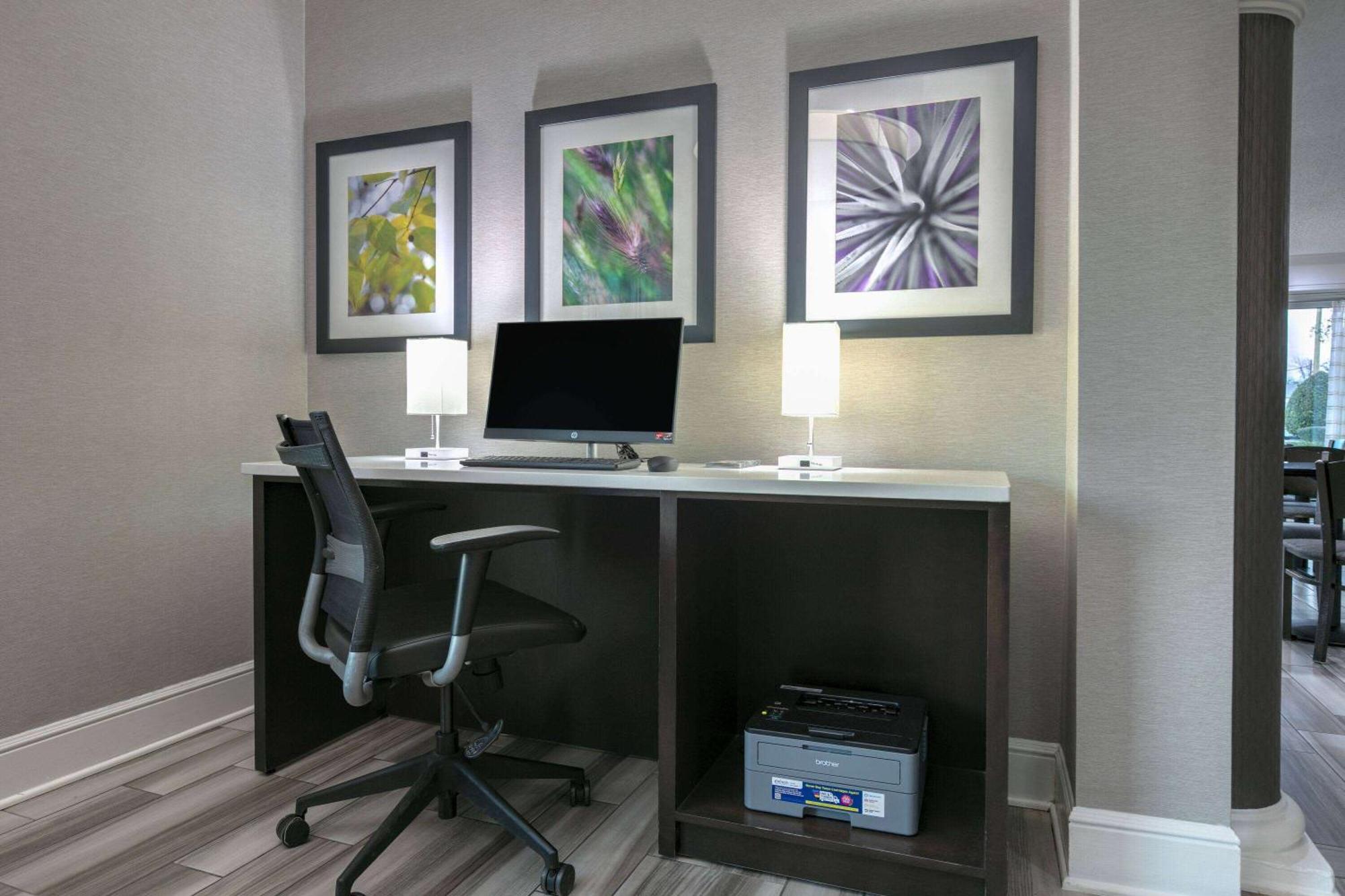 La Quinta Inn By Wyndham Dallas Uptown Εξωτερικό φωτογραφία