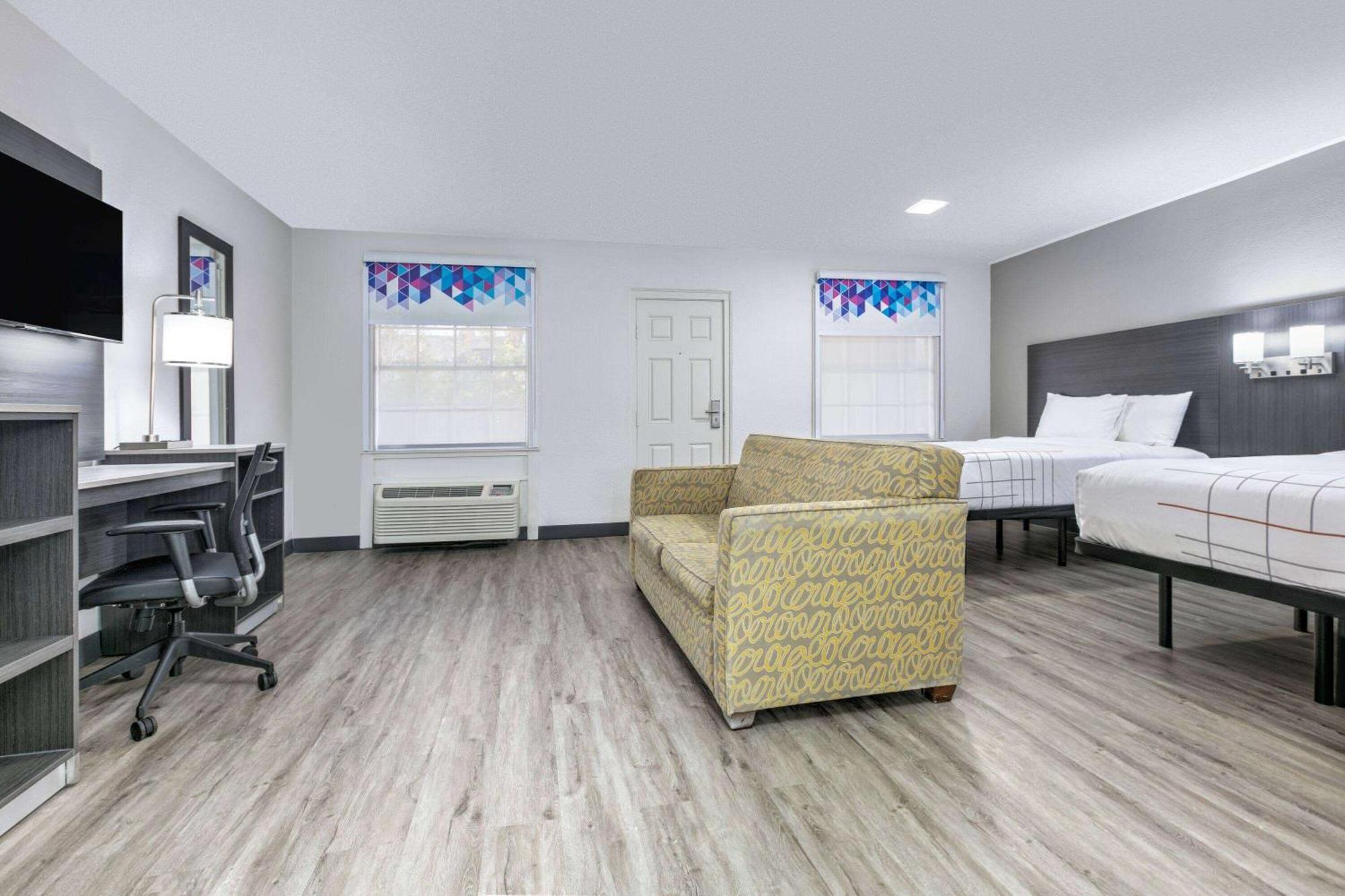 La Quinta Inn By Wyndham Dallas Uptown Εξωτερικό φωτογραφία