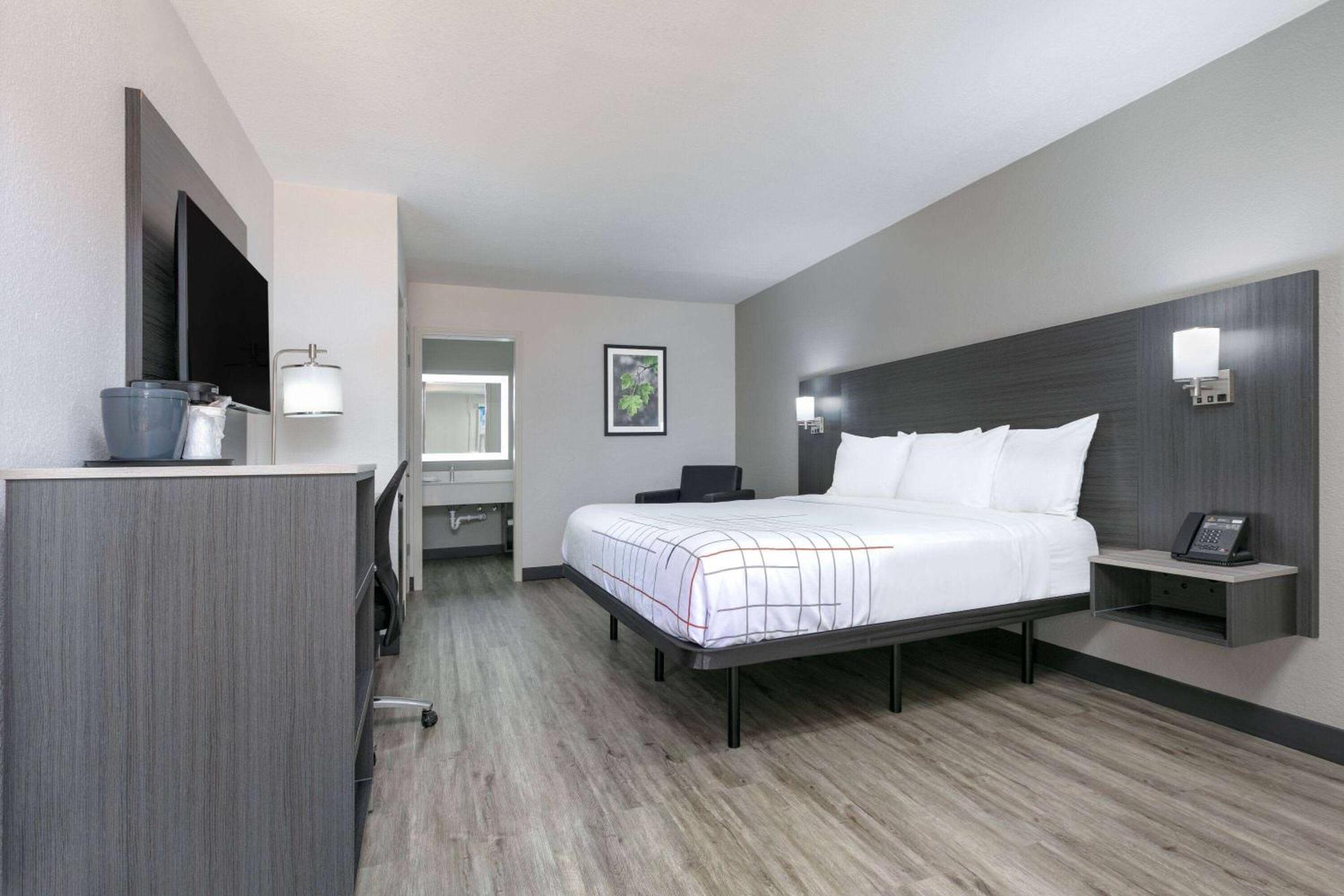 La Quinta Inn By Wyndham Dallas Uptown Εξωτερικό φωτογραφία