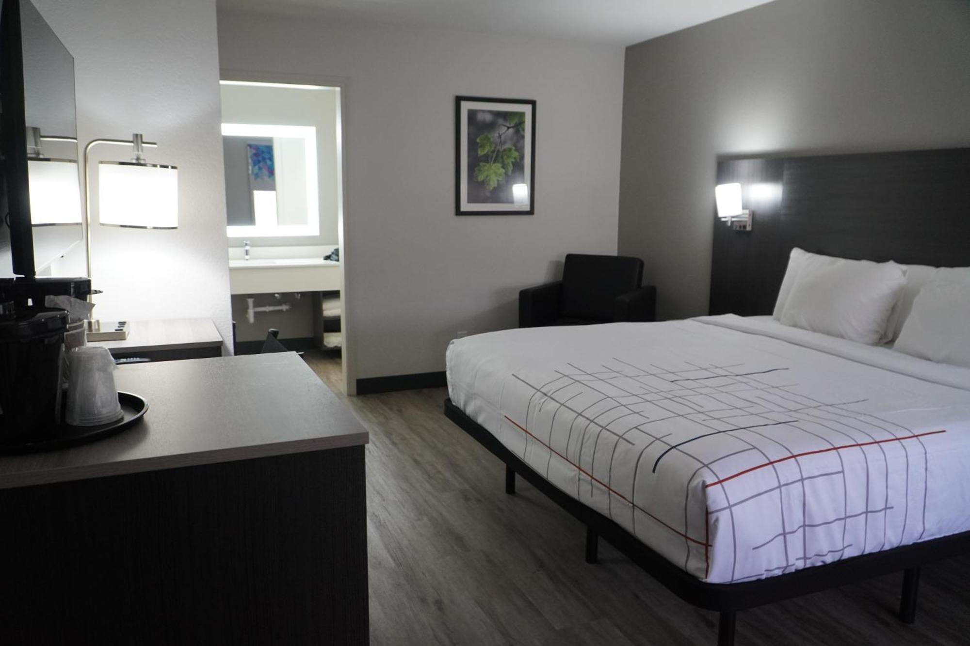 La Quinta Inn By Wyndham Dallas Uptown Εξωτερικό φωτογραφία