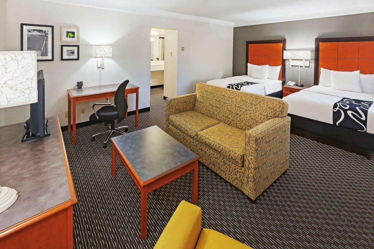 La Quinta Inn By Wyndham Dallas Uptown Εξωτερικό φωτογραφία